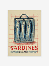Vintage-style illustration of three blue sardines in a tin can with red 'SARDINES DE LA MÈR' text and red grid background