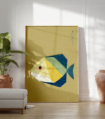 Geometric fish wall art print with yellow, green, and blue segments on a brown background, featuring Japanese text. - Image 3